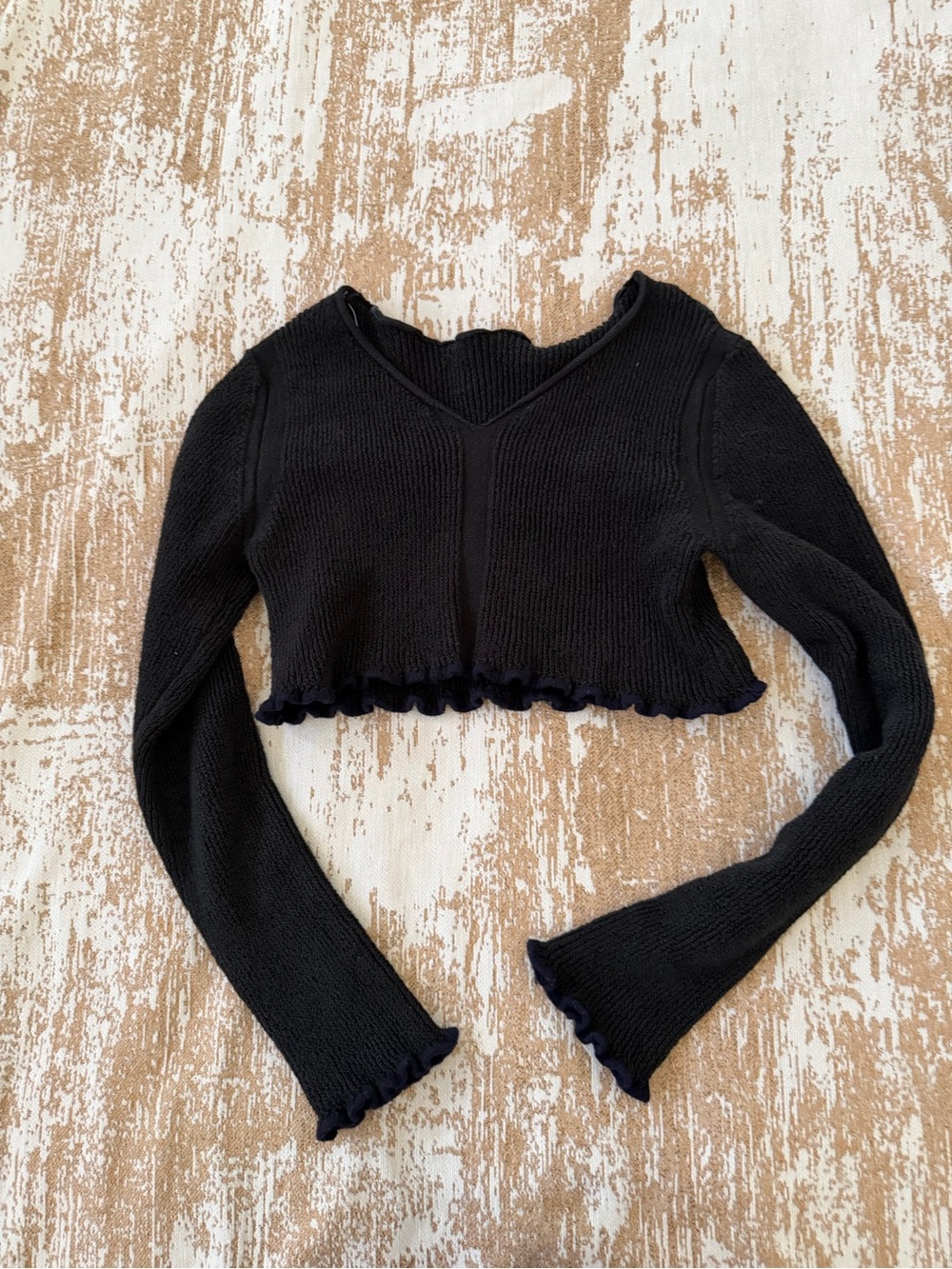 Jacquemus Black Cropped Ruffle-Trim V-Neck Sweater Top